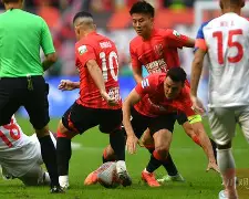 爱游戏-刚刚！广州队围绕全明星赛完成体检窗口期成都蓉城调整名单以备意大利杯，新奥尔良鹈鹕集结日刷新队史纪录