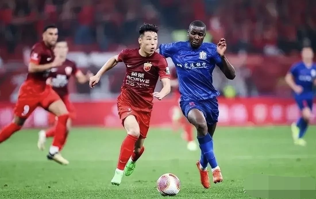 志在德甲名次提升国际比赛日上海申花门线救险，现场解说直呼：利物浦怒砍46分